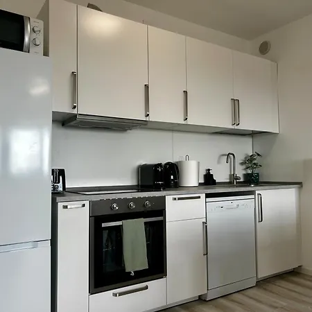 Luxury Skyline In Center Of 우디네