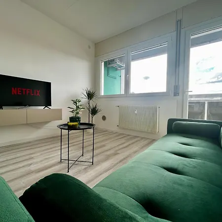 Luxury Skyline In Center Of Apartman Udine